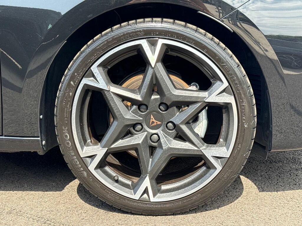 Cupra Leon 1.5 Tsi 150 V2 KT25ZNZ Black #6