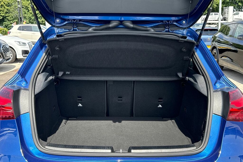 Mercedes-Benz A Class 1.3 A200h Mhev Amg Line Premium Plus 7G-dct Euro Blue #6