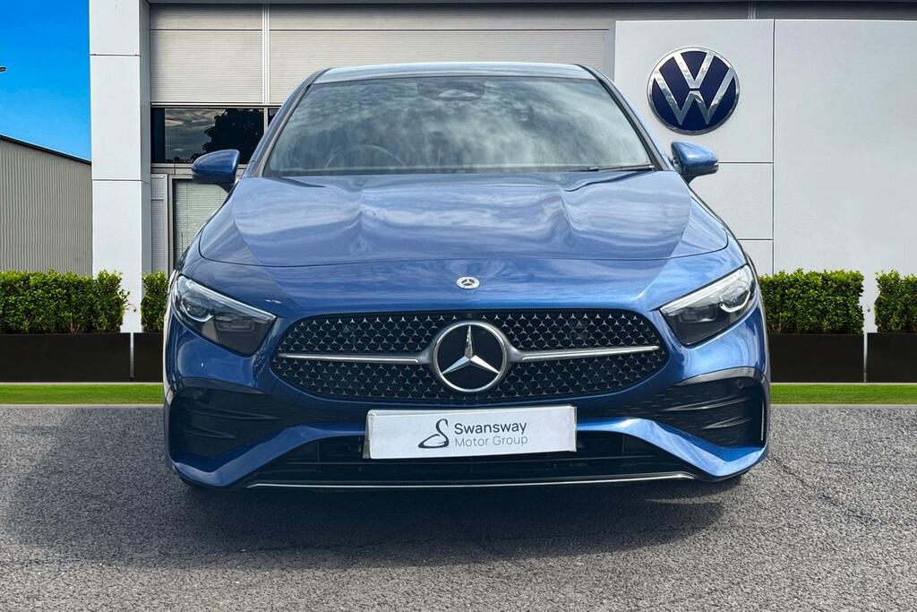 Mercedes-Benz A Class 1.3 A200h Mhev Amg Line Premium Plus 7G-dct Euro Blue #5
