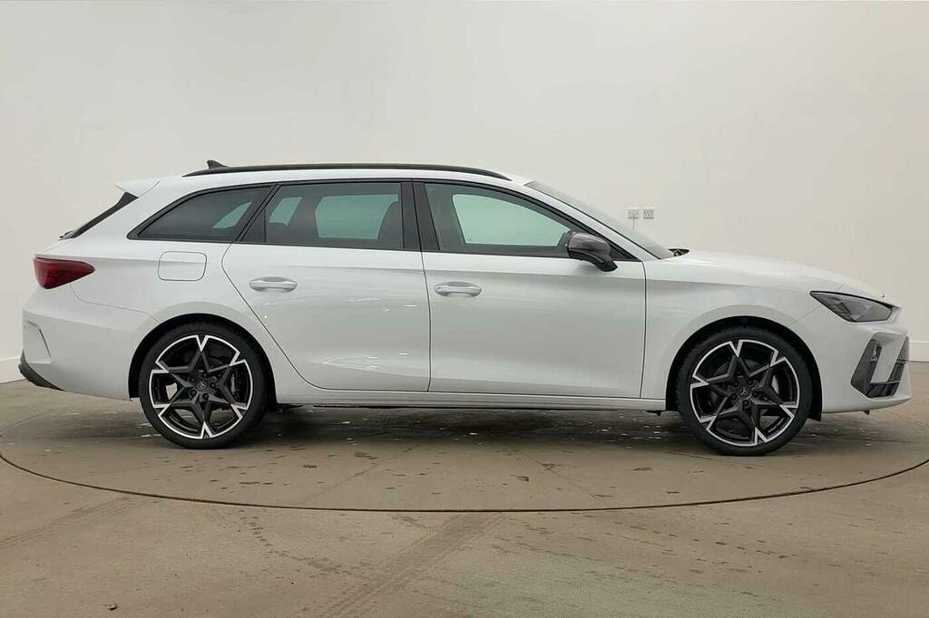 Cupra Leon 1.5 Etsi 150 V2 Dsg White #4