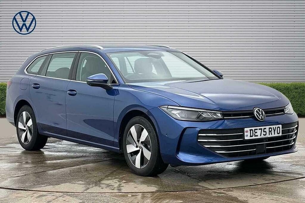 Volkswagen Passat 1.5 Tsi Ehybrid 204 Ps Life Dsg15 Infotainment P Blue