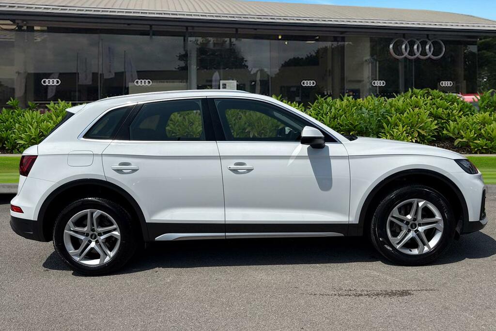 Audi Q5 Sport 40 Tdi Quattro 204 Ps S Tronic White #3