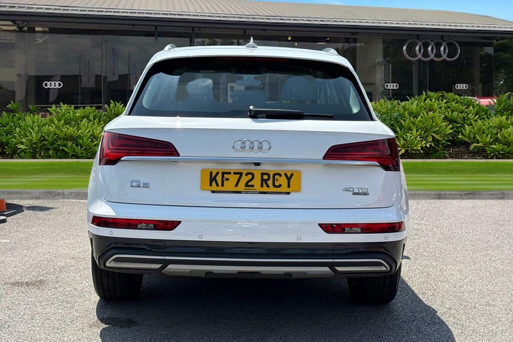 Audi Q5 Sport 40 Tdi Quattro 204 Ps S Tronic White #4