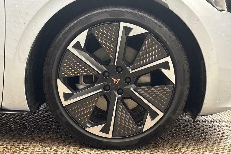 Cupra Born 170Kw E-boost V2 59Kwh Black #7