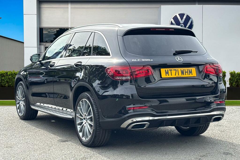 Mercedes-Benz GLC Class Glc 300D 4Matic Amg Line Premium 9G-tronic Black #2