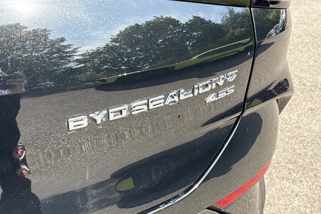 Byd Sealion 7 390Kw Excellence Awd 91Kwh White #35