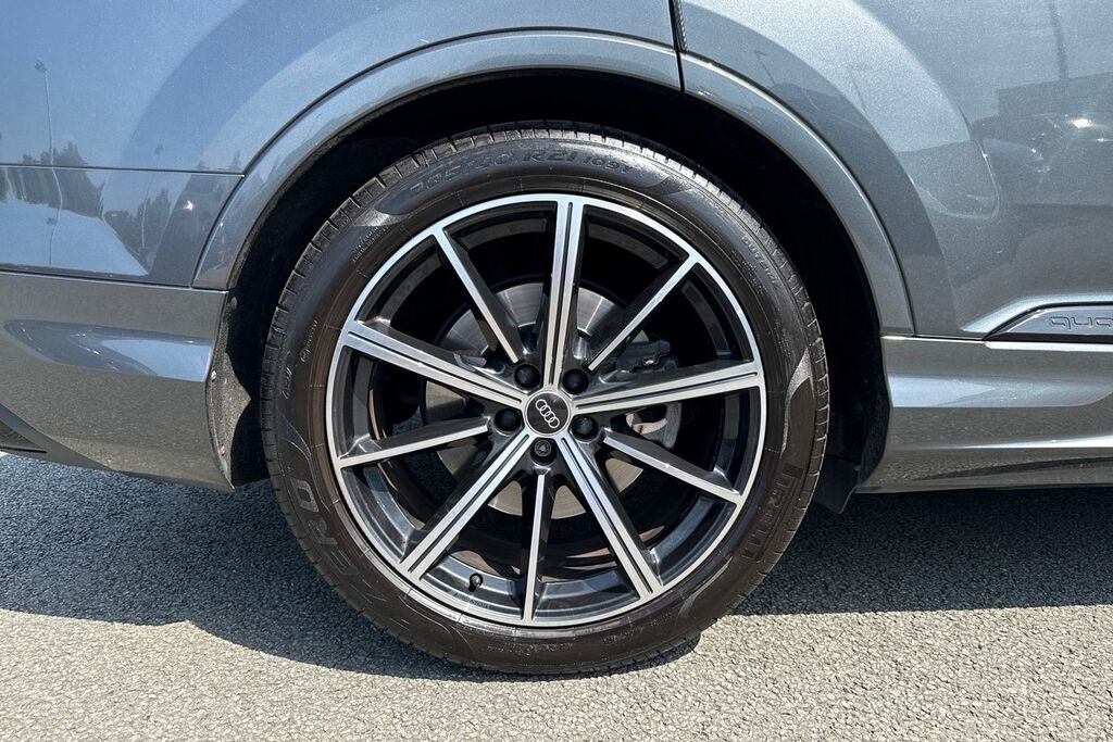 Audi Q7 55 Tfsi Quattro Black Edition Tiptronic Cs Grey #10