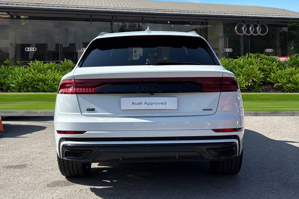 Audi Q8 Black Edition 55 Tfsi Quattro 340 Ps Tiptronic White #4