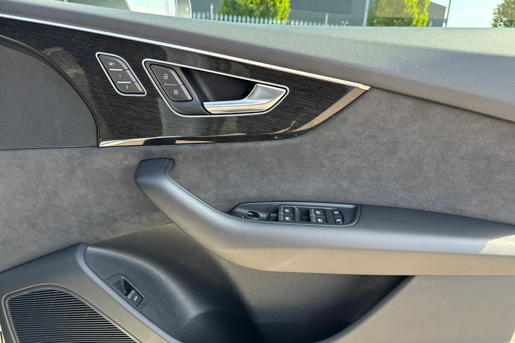 Audi Q8 Black Edition 55 Tfsi Quattro 340 Ps Tiptronic #20