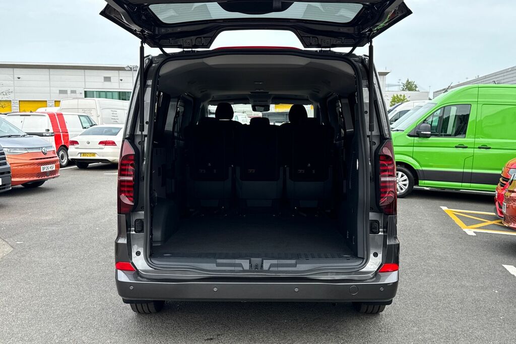Volkswagen Transporter 2.0 Tdi 150 Commerce Pro Kombi Van Purple #42