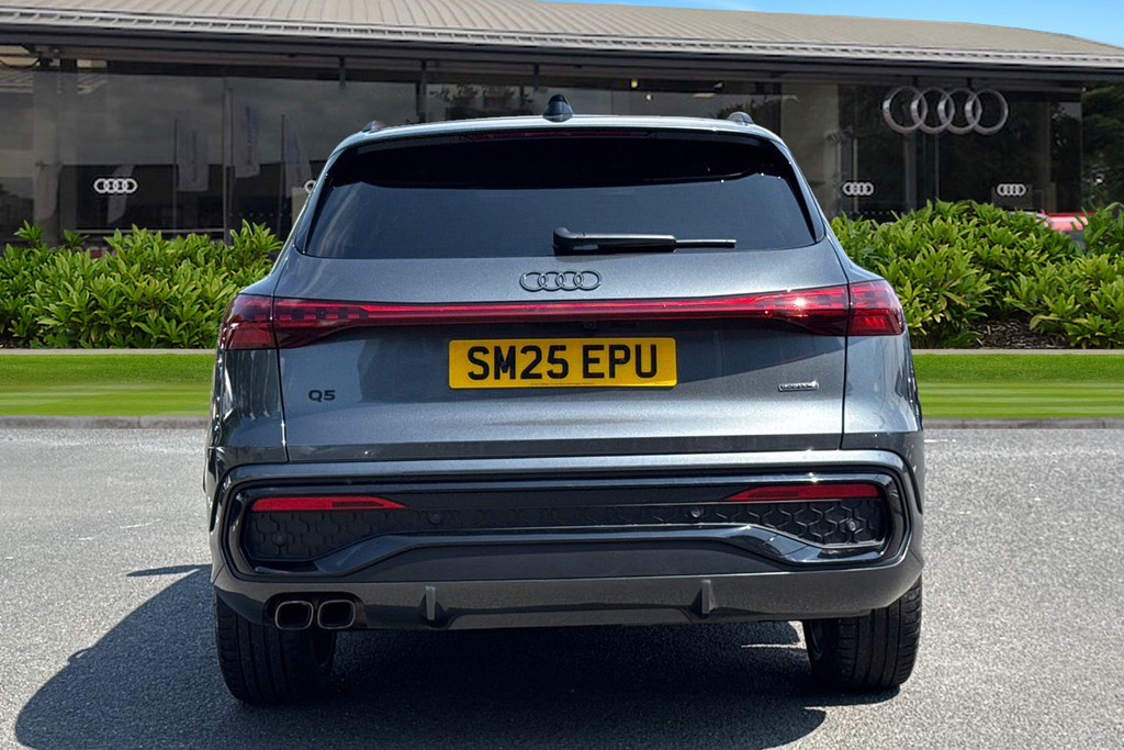 Audi Q5 Suv Edition 1 Tdi Quattro 204 Ps S Tronic Grey #4