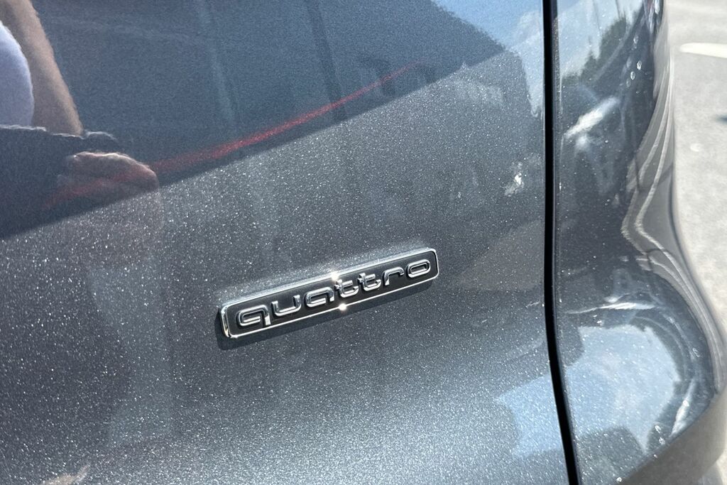 Audi Q5 2.0 Tdi Quattro Edition 1 S Tronic Sv Black #32