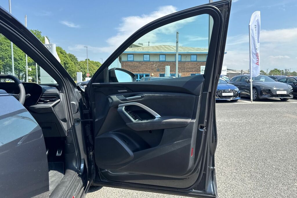 Audi Q5 2.0 Tdi Quattro Edition 1 S Tronic Sv Black #40