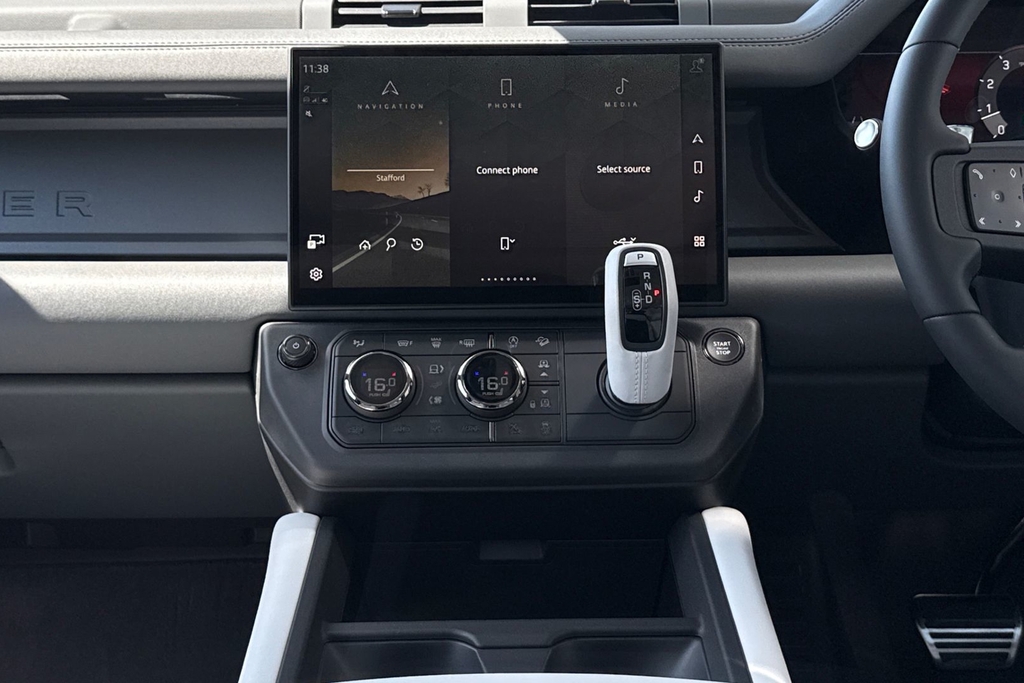 Land Rover Defender 110 3.0 D350 X-dynamic Hse 110 Black #14