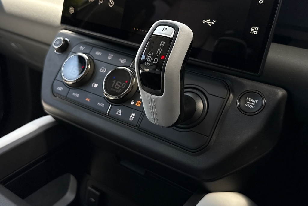Land Rover Defender 110 3.0 D350 X-dynamic Hse 110 Black #13