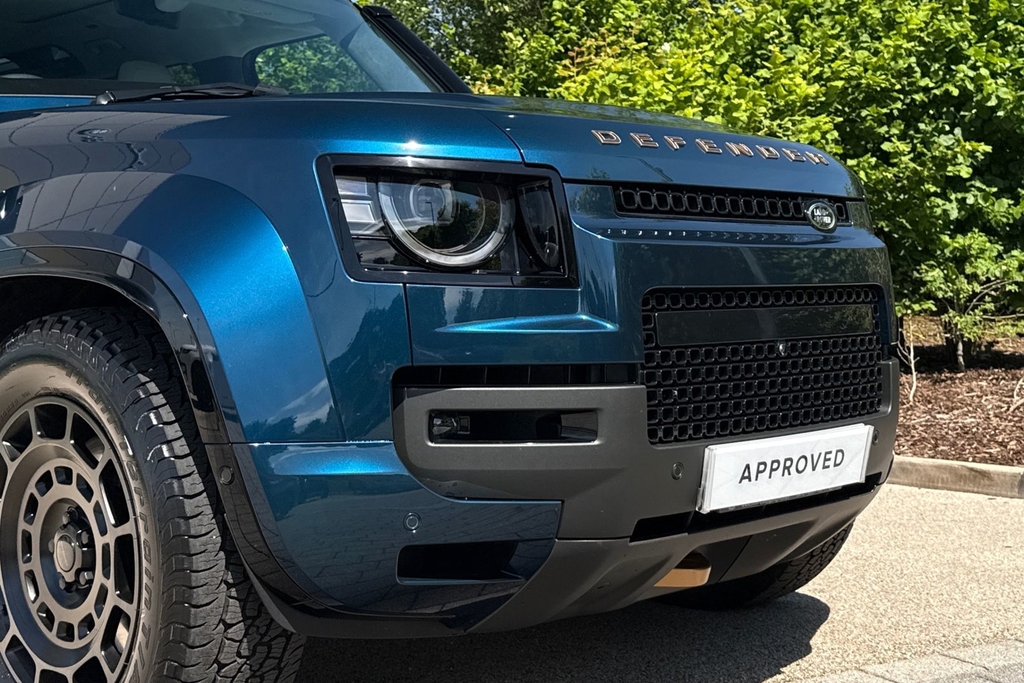 Land Rover Defender 110 3.0 D350 X-dynamic Hse 110 Black #46