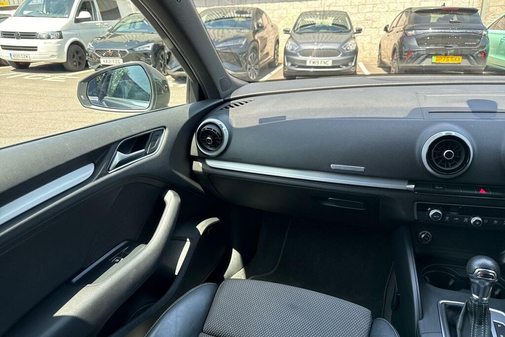 Audi A3 Tdi S Line Black #14