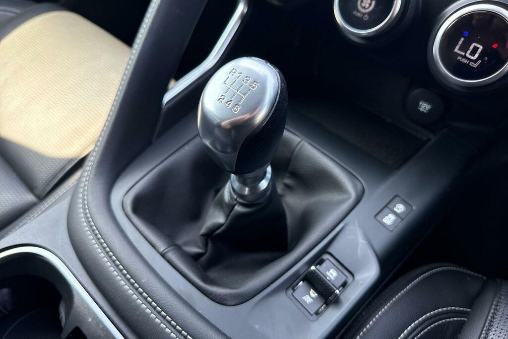 Jaguar E-Pace 2020 2.0 Chequered Flag 148 Bhp Grey #19