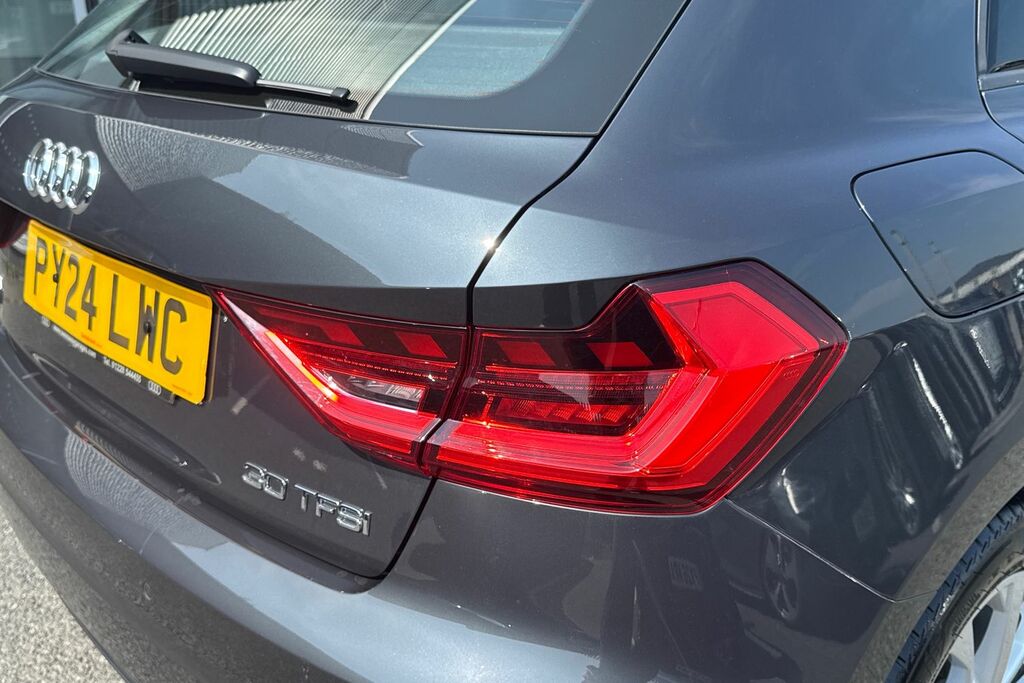 Audi A1 Black Edition 30 Tfsi 116 Ps 6-Speed Grey #7