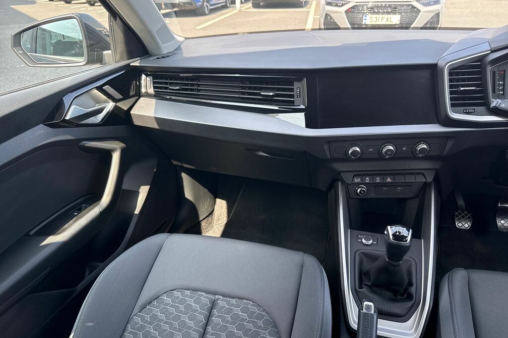 Audi A1 Black Edition 30 Tfsi 116 Ps 6-Speed Grey #19