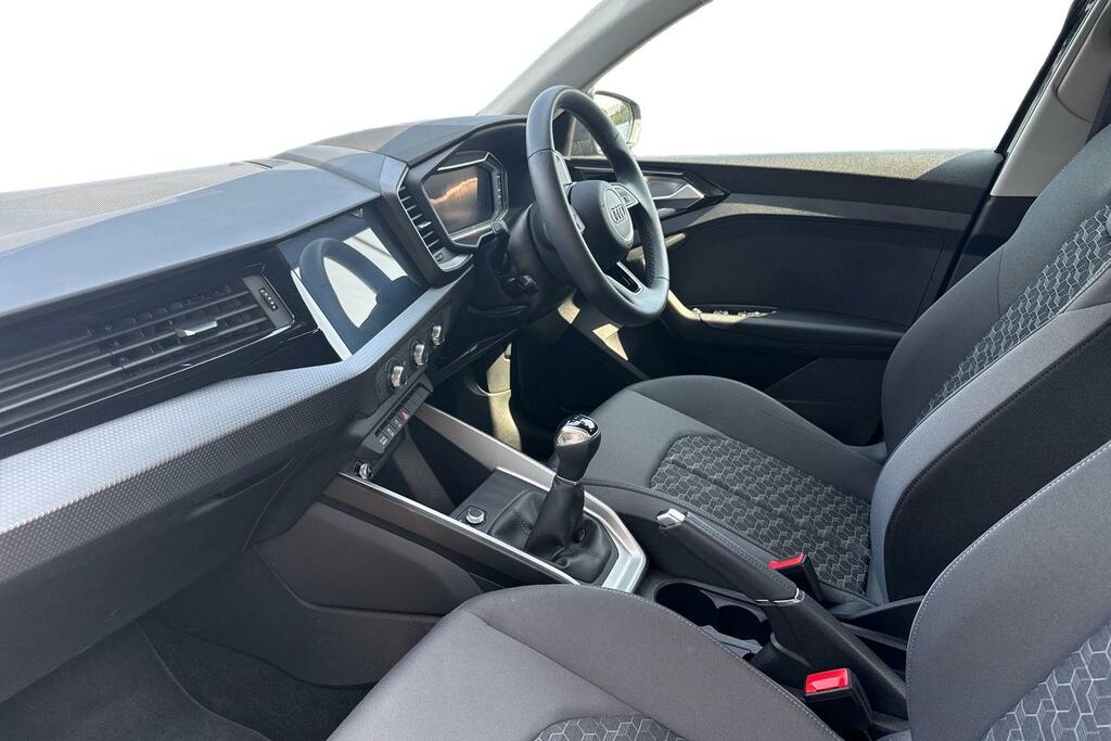 Audi A1 Black Edition 30 Tfsi 116 Ps 6-Speed Grey #14