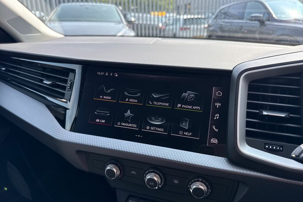 Audi A1 Black Edition 30 Tfsi 116 Ps 6-Speed Grey #16