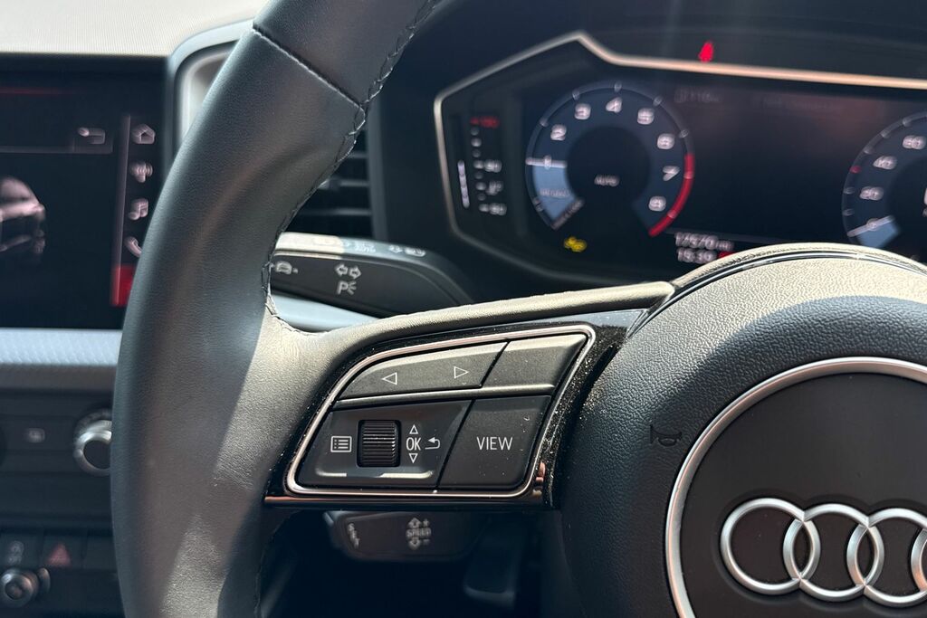Audi A1 Black Edition 30 Tfsi 116 Ps 6-Speed Grey #39