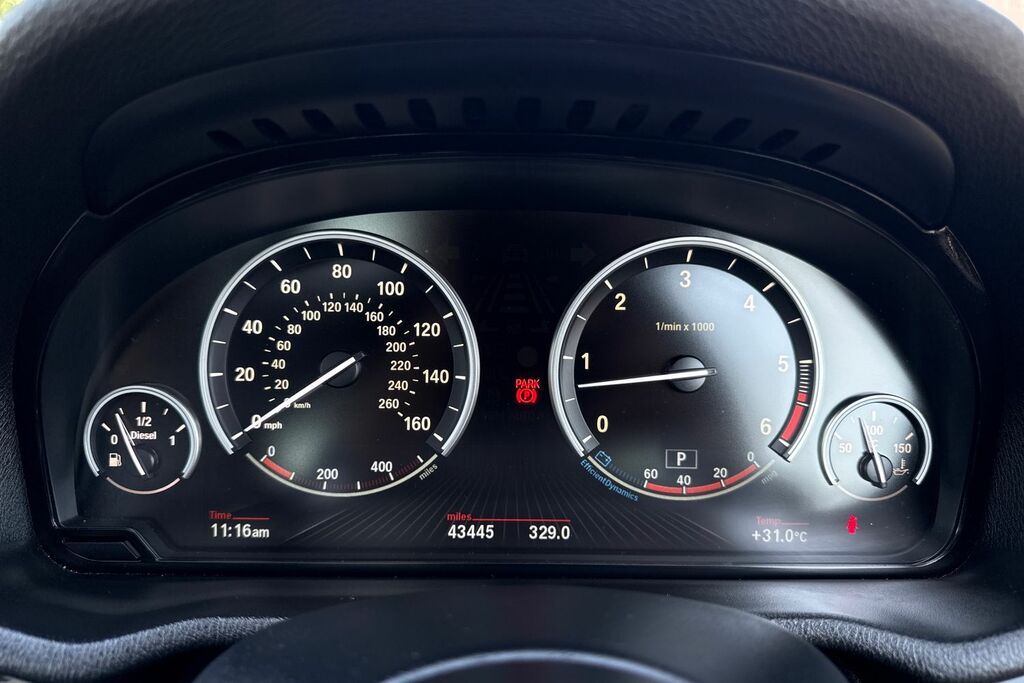 BMW X4 20D M Sport Black #32