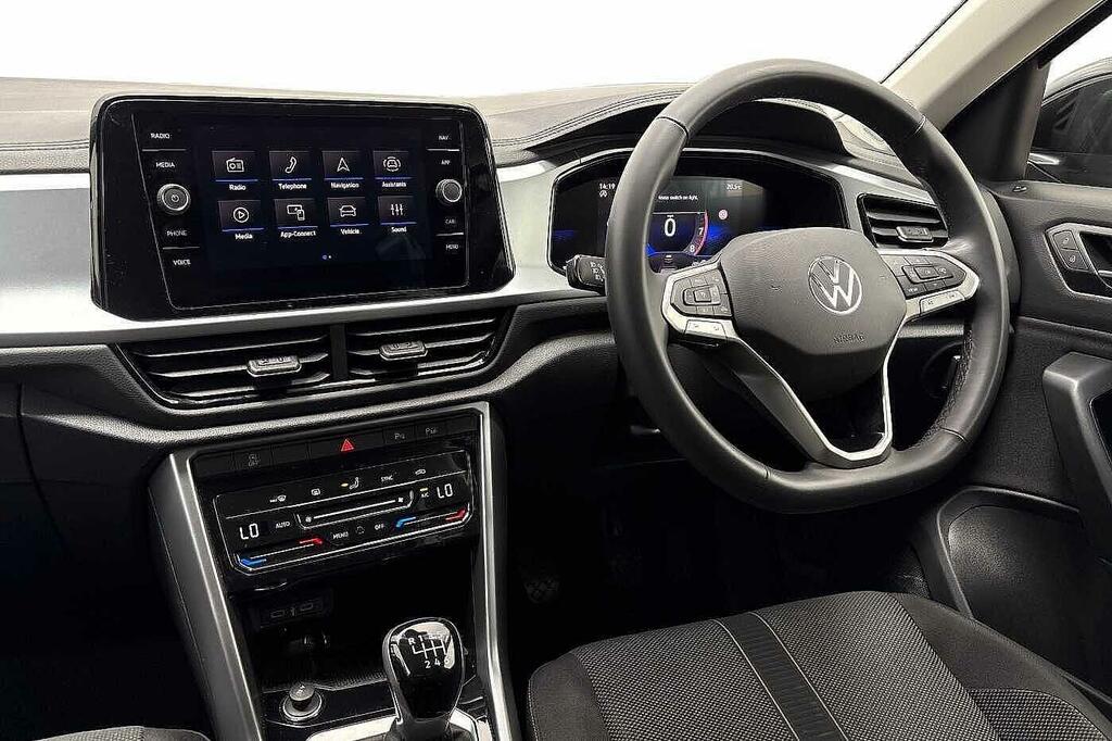 Volkswagen T-Roc 1.5 Tsi Match Black #2