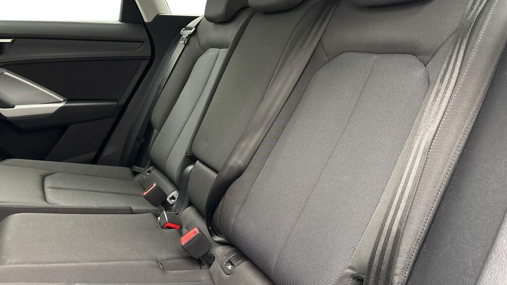 Audi Q3 Black Edition  #6
