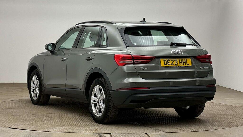 Audi Q3 Black Edition  #2