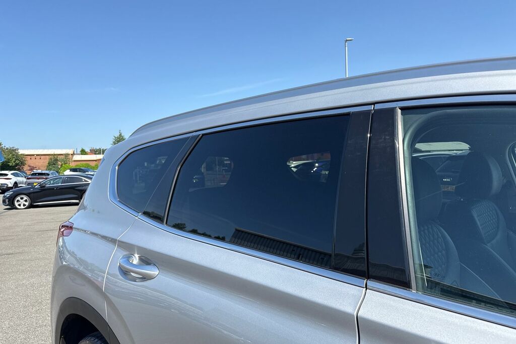 Hyundai Santa Fe Ultimate Black #30