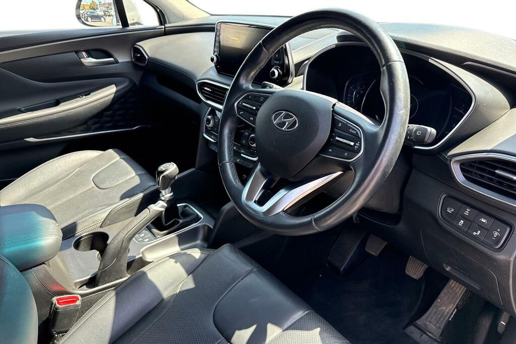 Hyundai Santa Fe Ultimate Black #13