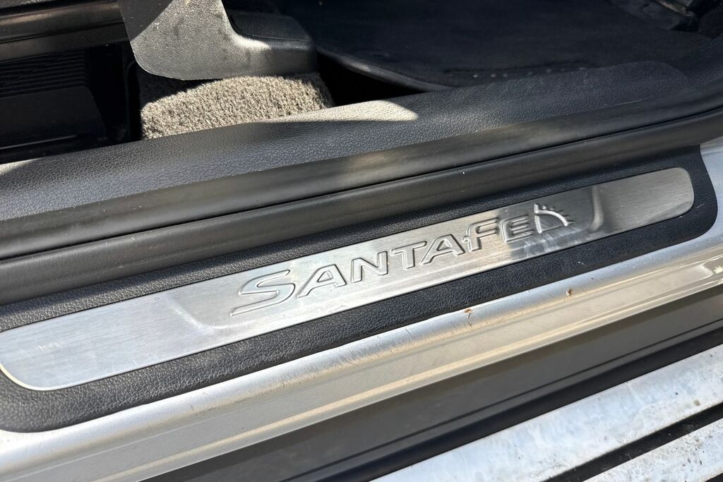 Hyundai Santa Fe Ultimate Black #25