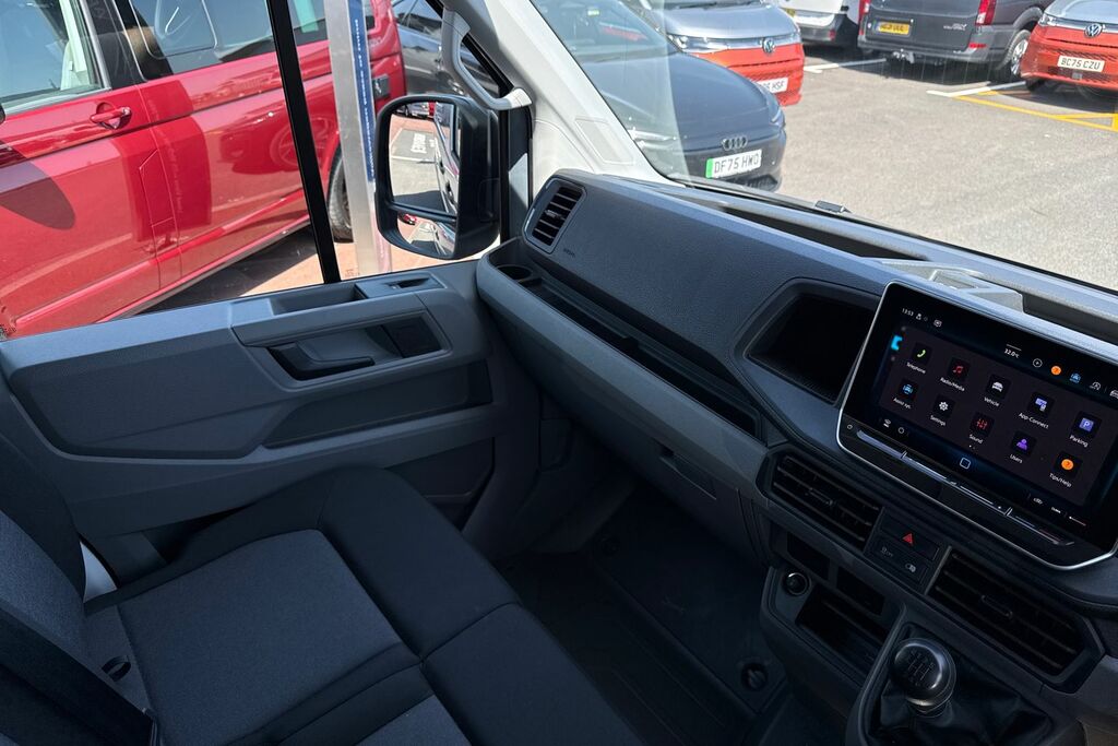 Volkswagen Crafter Mpv White #19