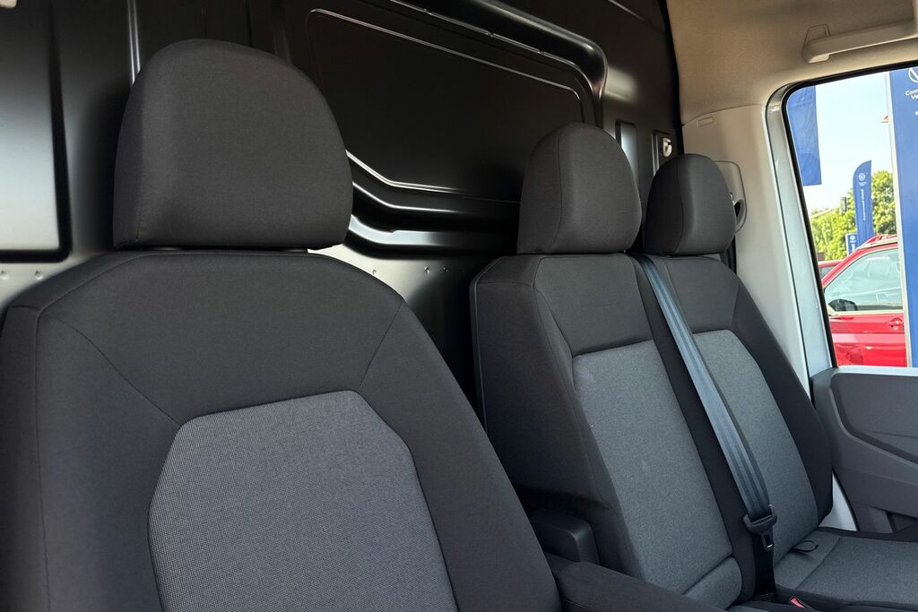 Volkswagen Crafter Mpv White #23