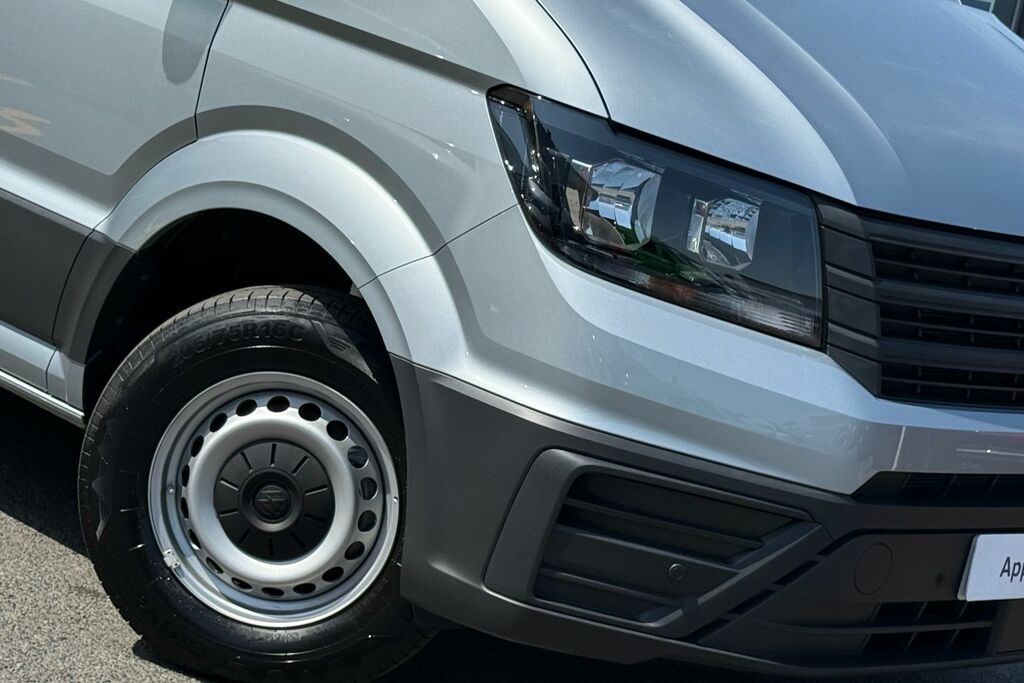 Volkswagen Crafter Mpv White #28