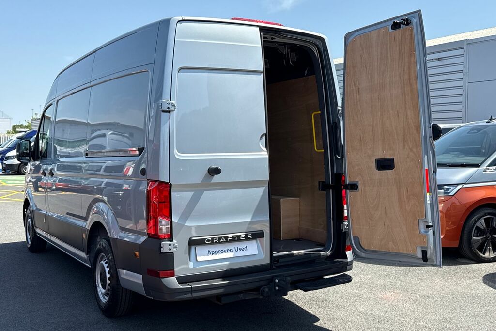 Volkswagen Crafter Mpv White #39