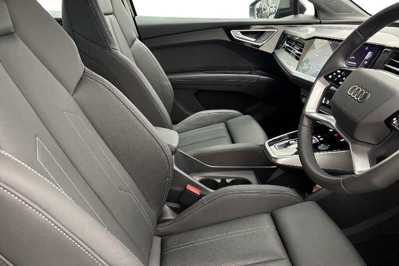 Audi Q4 E Tron Black Edition Blue #10