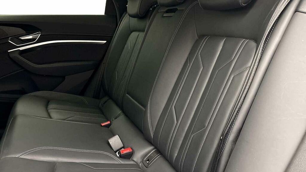 Audi Q8 e tron Sportback Black Edition 55 E-tron Quattro 300,00 K Grey #7