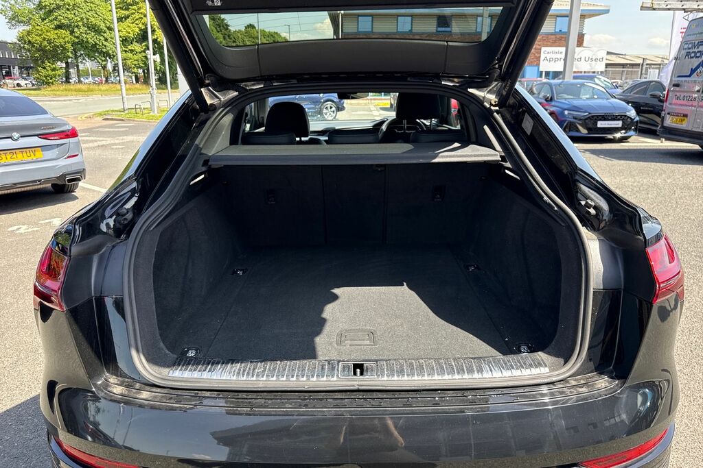 Audi Q8 e tron Sportback S Line 50 E-tron Quattro 250,00 Kw Black #6