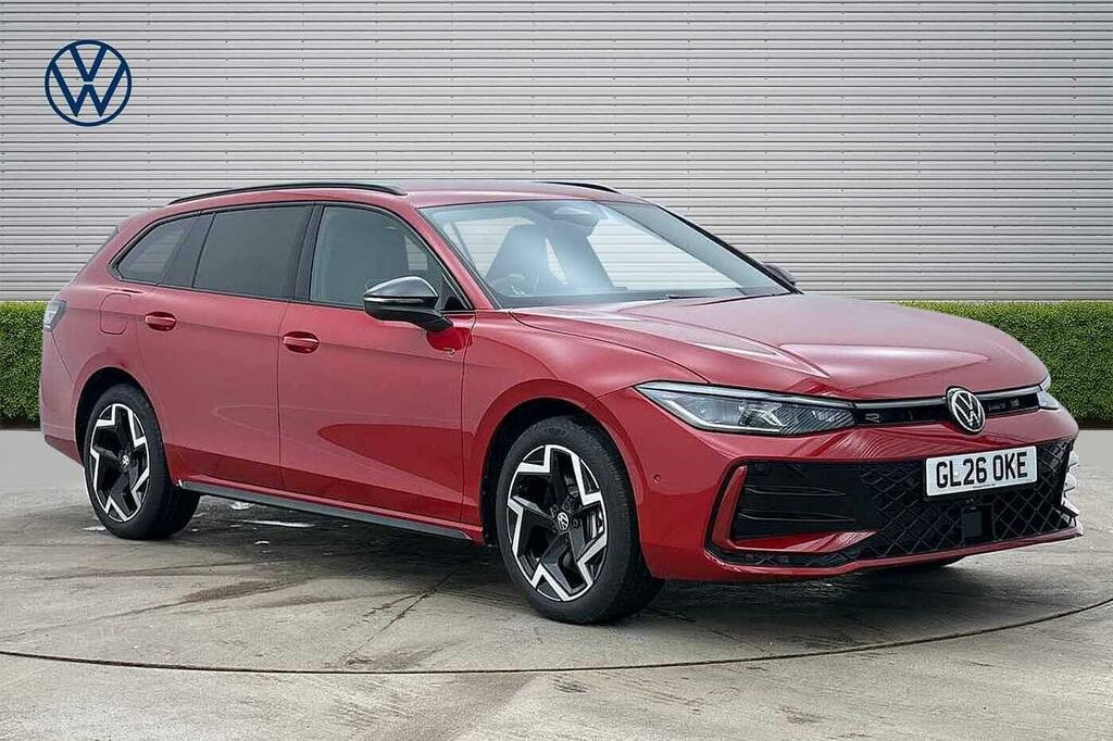 Volkswagen Passat 1.5 Tsi Ehybrid 204 Ps R-line Dsg Vat Qualify Red