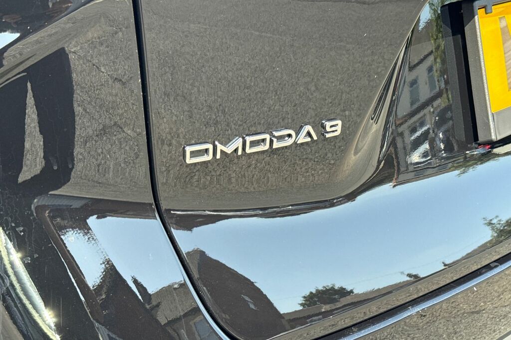 Omoda 9 1.5T Super Hybrid System Noble Plug-in Hybrid Grey #25