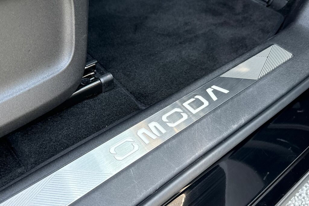 Omoda 9 1.5T Super Hybrid System Noble Plug-in Hybrid Grey #31