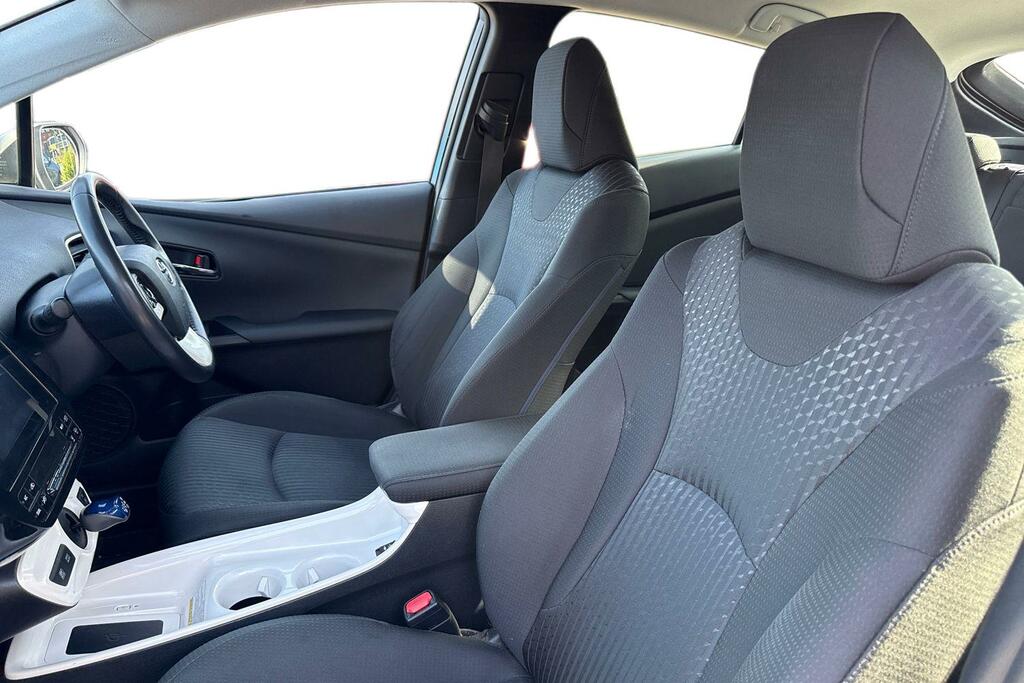 Toyota Prius+ Business Edition Plus White #15