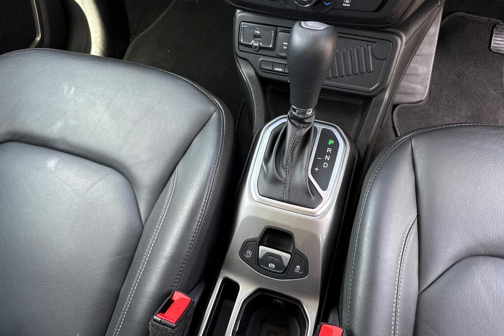 Jeep Renegade 1.3 T4 Gse Night Eagle II Ddct Black #22