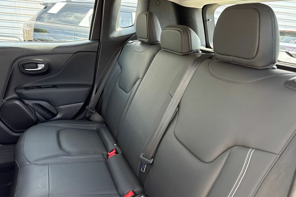 Jeep Renegade 1.3 T4 Gse Night Eagle II Ddct Black #18