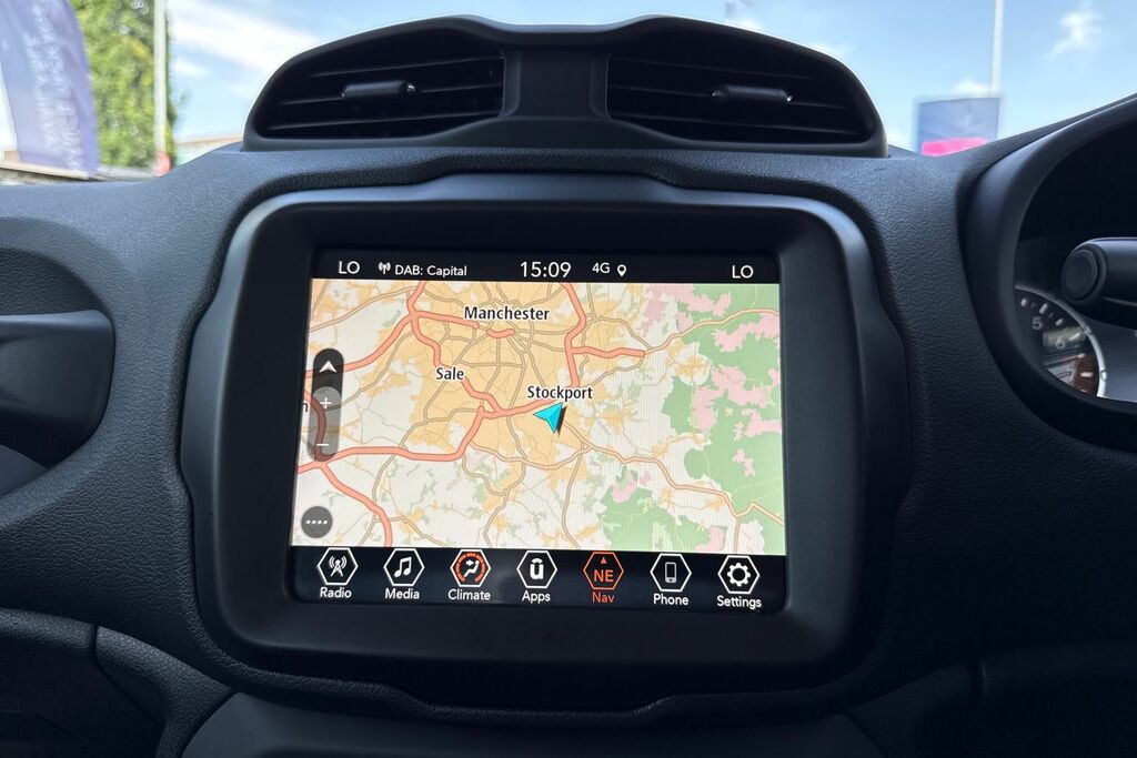 Jeep Renegade 1.3 T4 Gse Night Eagle II Ddct Black #45