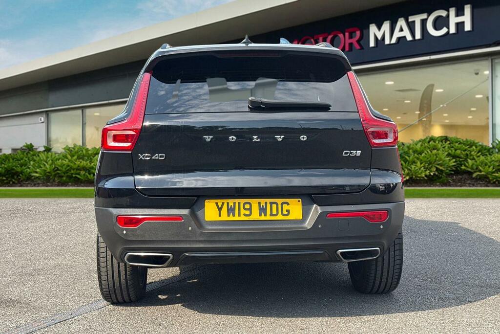 Volvo XC40 2.0 D3 R-design Pro Euro 6 Ss Black #4