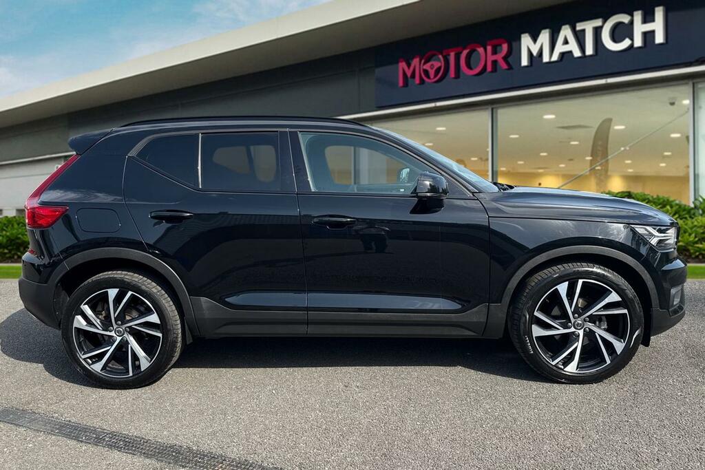 Volvo XC40 2.0 D3 R-design Pro Euro 6 Ss Black #3